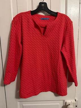 J. McLaughlin Coral Red Textured Knit V-Neck 3/4 Sleeve Top Large